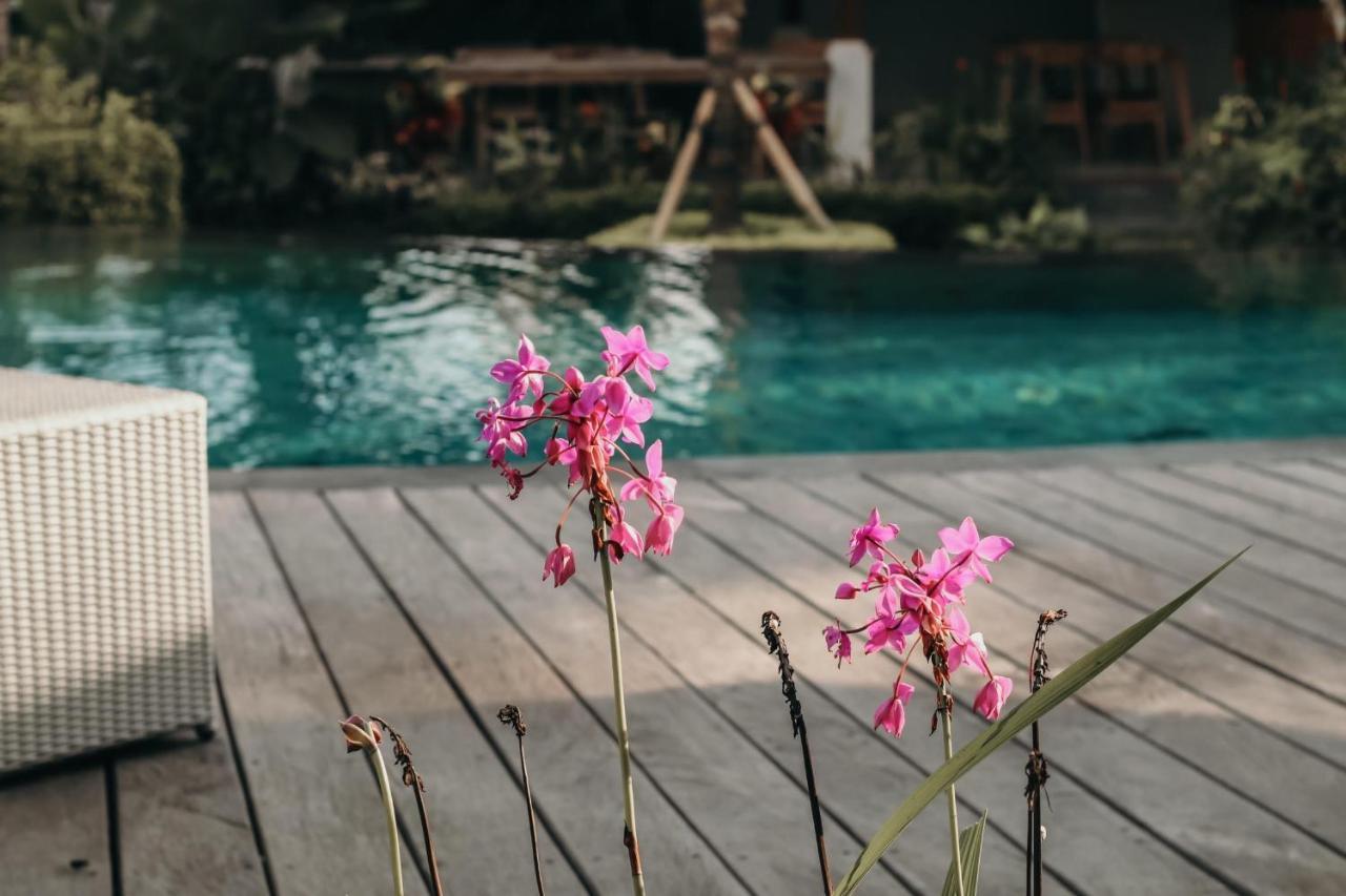 Queen At Gunung Sari Ubud  Exterior photo